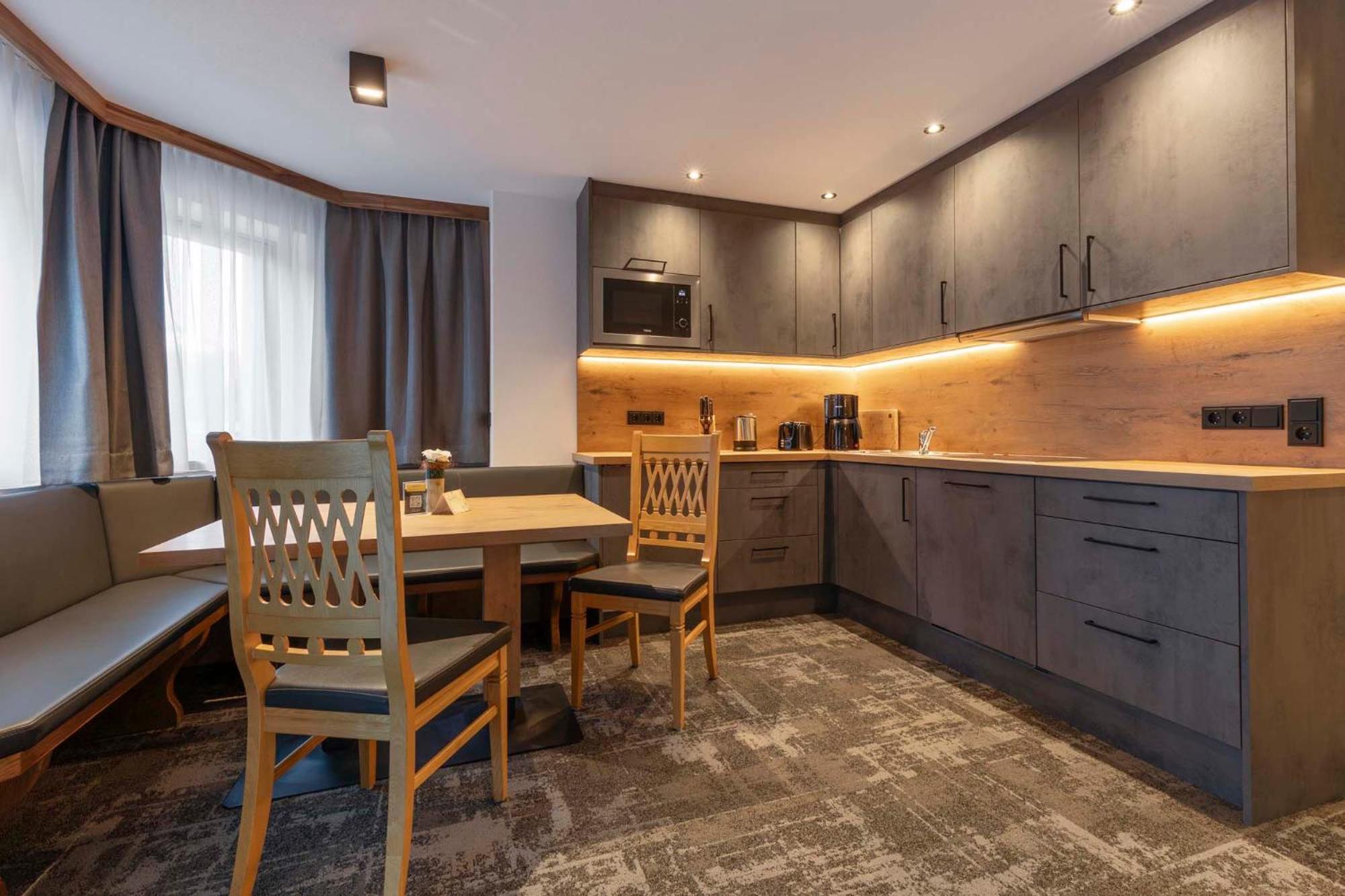 Appartements Kardona Ischgl Exterior photo